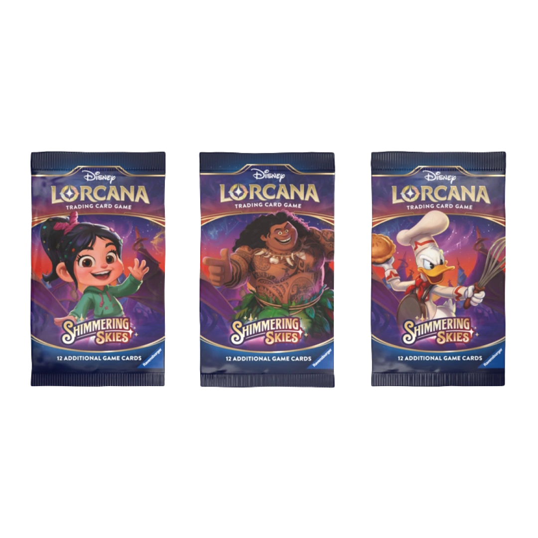 Visuale frontale di tre pacchetti booster di Lorcana: Shimmering Skies, ognuno raffigurante personaggi Disney iconici.